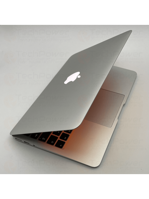 MacBook Air 11" - Légèreté et Performance
