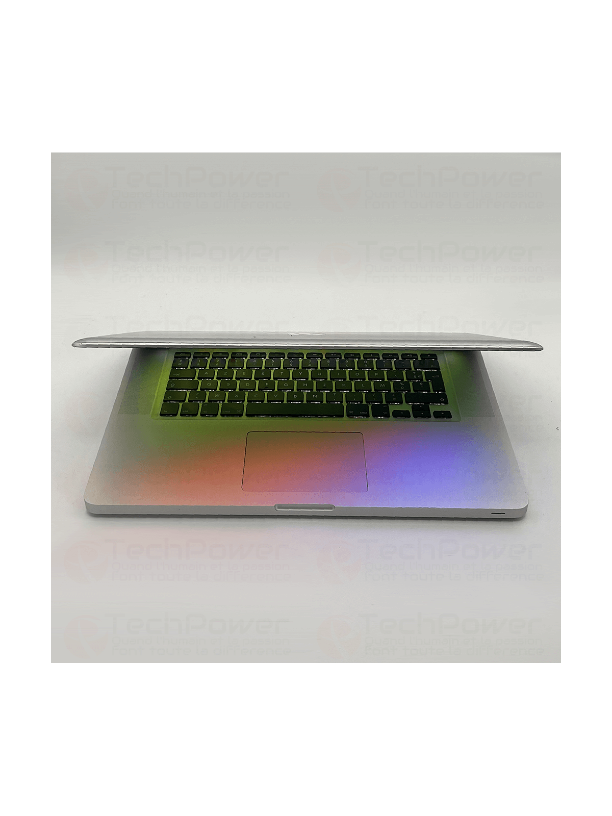 MacBook Pro 15" i5 Turbo Boost SSD et Office Offert