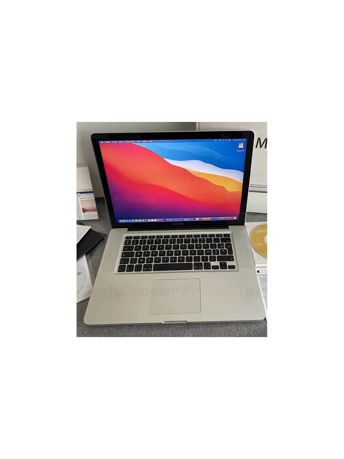 MacBook Pro 15" i7, 16Go RAM, 1To SSD avec offerte
