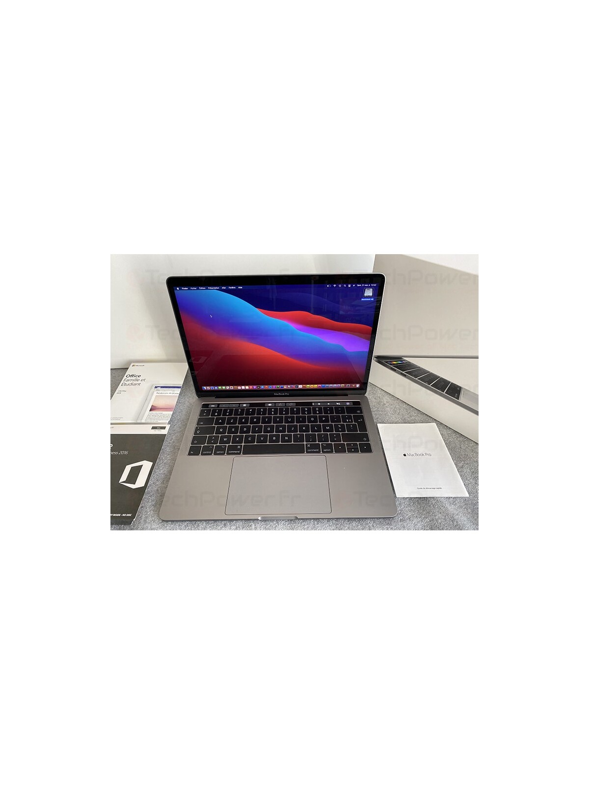 MacBook Pro i7 13'' avec TouchBar et macOS Sequoia