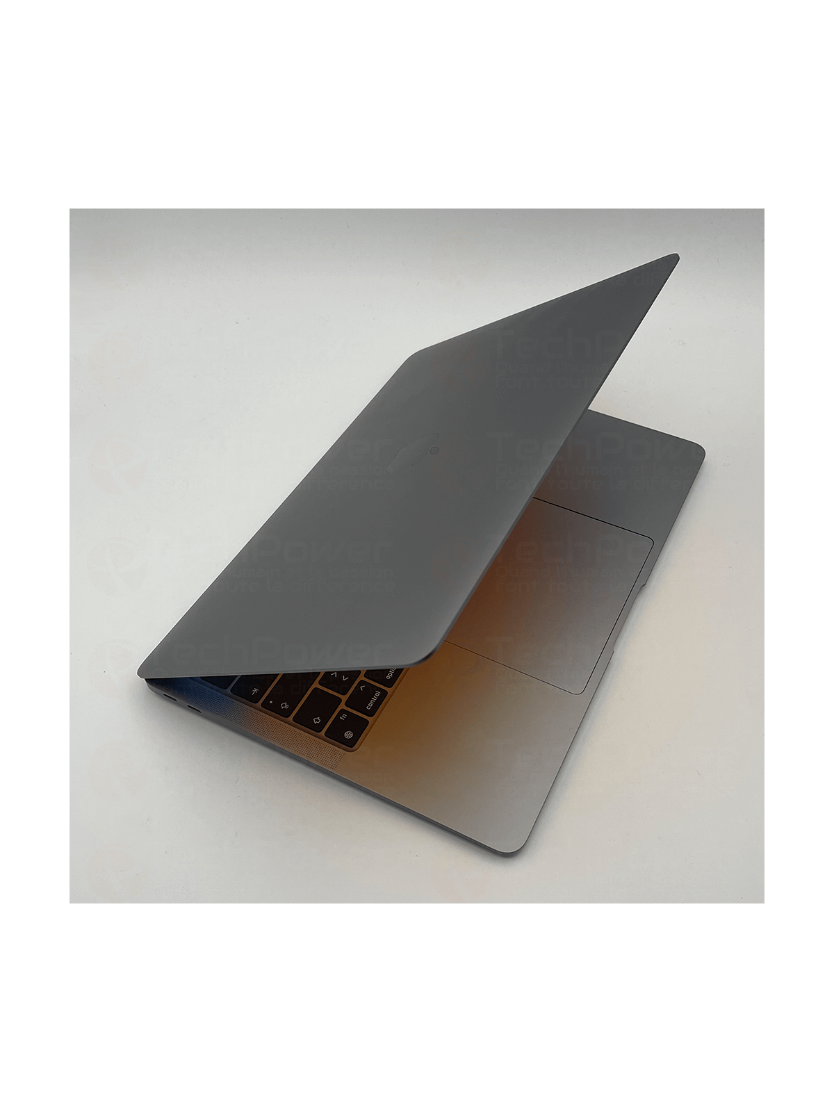 MacBook Air Retina 13" (2020) - i5, 8Go RAM, 1To externe