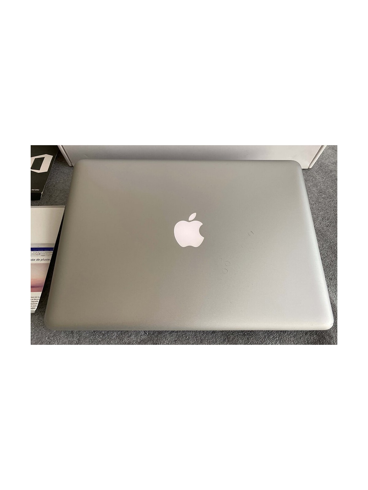 MacBook Pro Retina 13" avec SSD 1To et accessoires